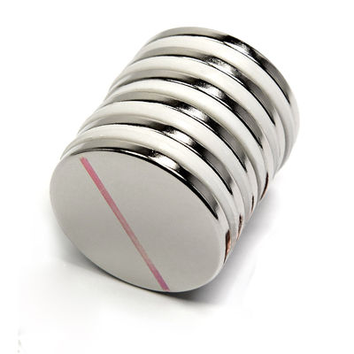 Permanente Ndfeb supersterke zeldzame aardmagneet N52 Disc Neodymium met punchservice