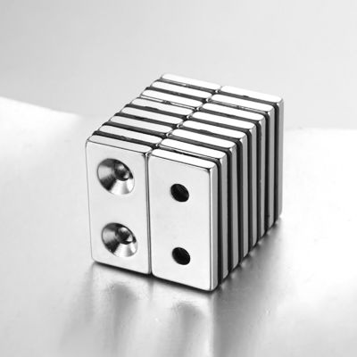 10000 Gauss N52SH Sterk blokmagneet met 2 gaten Neodymium NdFeB materiaal