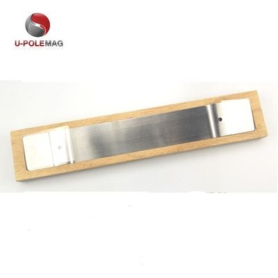 ISO9001 2000 Systeem 16" Duurzaam houten magnetisch mesblok voor georganiseerde keuken