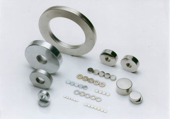 Zeldzaam aard Ndfeb Disc Magnet met Customzied Magnetisme Directie van een professionele
