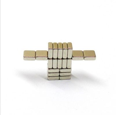 Samengestelde neodymiummagneet Kleine blok 20x20x10 mm voor langdurige magnetische oplossingen