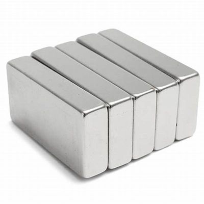Neodymium N52 blokmagneet 50 mm x 30 mm x 10 mm met vormverwerkingsservice