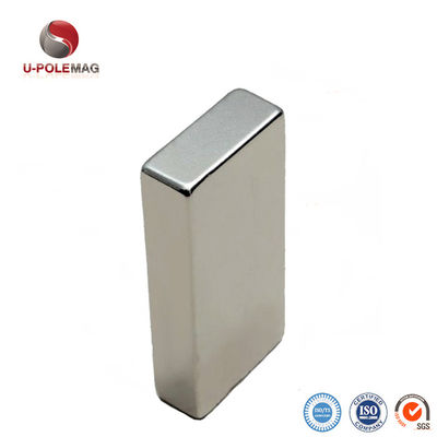 Krachtige N42-neodymiummagneetblokken met een dichtheid van 7,3-7,6 g/cm3 en ROHS-certificering