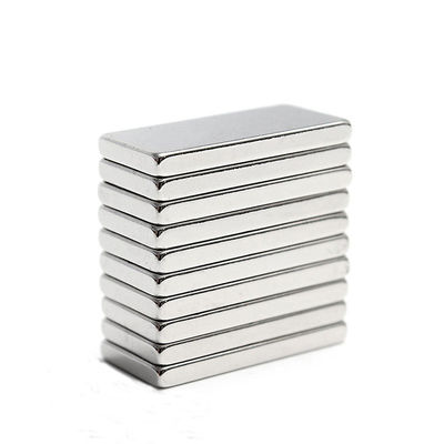 Op maat gemaakte magneetgrootte Neodymiummagneetcomposite Super Sterk Permanent N52 Blocks