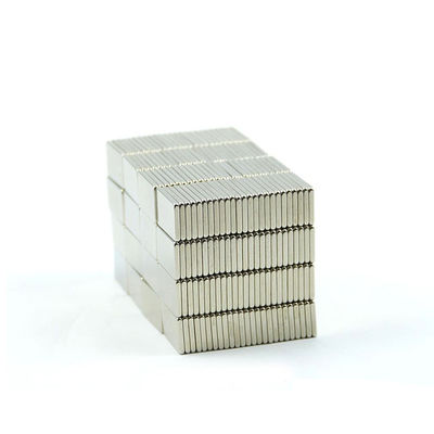 Op maat gemaakte magneetgrootte Neodymiummagneetcomposite Super Sterk Permanent N52 Blocks