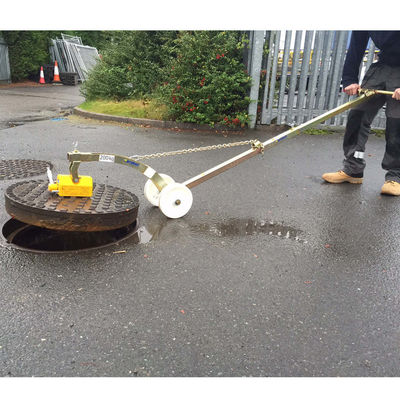 Behoorlijke éénpersoonsoperatie Supermagnetische manhole cover lifter 92X67mm aangepaste kleur