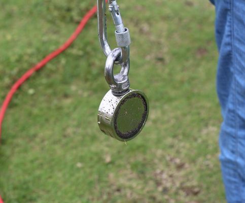 Krachtige dubbelzijdige trek N52 vismagneet met 1000lbs trekkracht en 75mm diameter