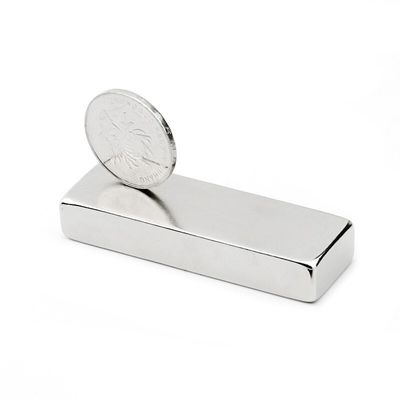 Op maat gemaakte supersterke magneet N52 60x20x10mm rechthoekig met zinkcoating en NdFeB-kwaliteit