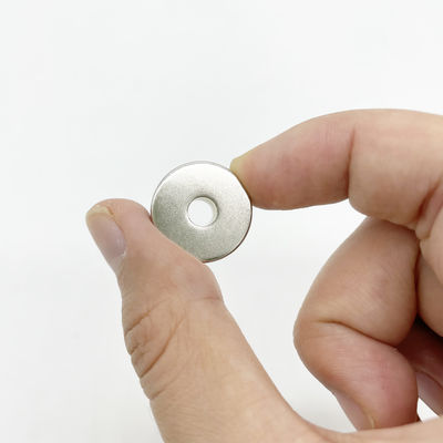 ISO14001 2004 Gecertificeerde N35 Ni-Cu-Ni gecoate ringmagneten voor kleppen