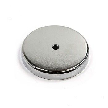 ISO/TS16949 2002 Gecertificeerde D80mm Ferriet Cup Magnet Holder met Countersunk Hole D6mm