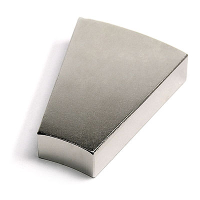 Segment Neodymiummagnet voor op maat gemaakte DC-motoronderdelen 45SH Arc Permanent Moto Magnet
