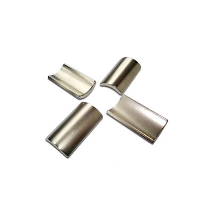 Op maat gemaakte NdFeB-composite gebogen magneet voor permanente magneet borstelloze DC-wielmotor