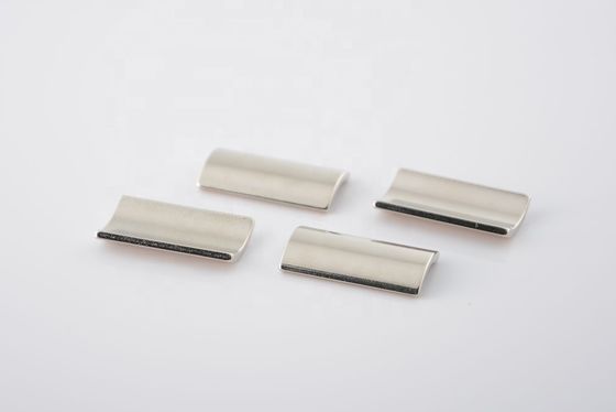 Op maat gemaakte NdFeB-composite gebogen magneet voor permanente magneet borstelloze DC-wielmotor