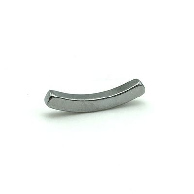 Gepersonaliseerde R18.25xr15.75x2.5mm N52 boogneodymiummagneet voor medische instrumenten