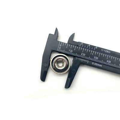 Maximale werktemperatuur 80 °C 35 lb trekkracht Ferrietbekermagneten voor montage