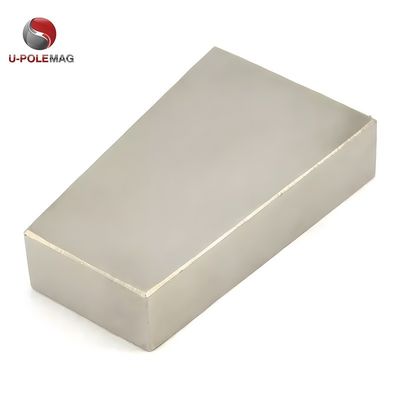 Specifieke op maat gemaakte eisen Neodymium Permanente Trapeziummagneet voor generatoren