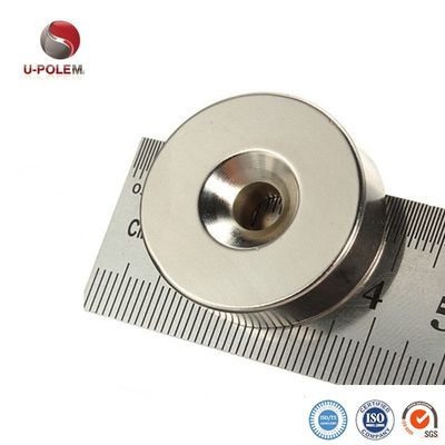 Magneet van neodymiumkwaliteit, gereed voor verzending, met axiale magnetische richting en diameter 15 mm