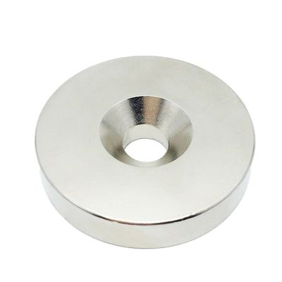 N52 Neodymiummagneet met industriële magneetvormige pot / bekervormige en tegenzinkgat