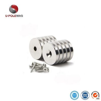 60°C Maximale werktemperatuur N52 Neodymium Disc Magnet met M10 Countersunk Hole
