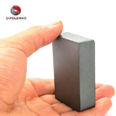 ISO9001 2000 Gecertificeerd C8 6x4x1" Ferrietblok Keramische magneet voor waterpompen Duurzaam