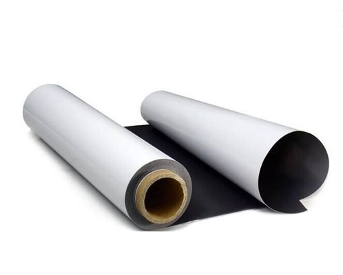 Flexible rubber magnet sheet roll met lijm voor sterke en langdurige binding