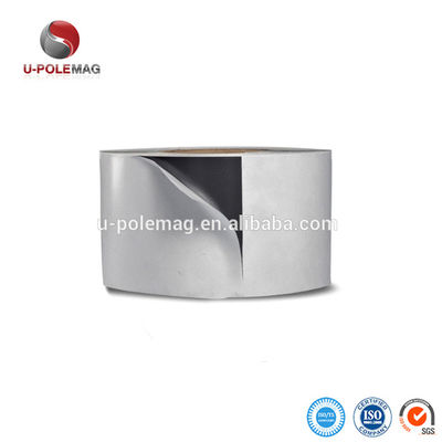 Flexible rubber magnet sheet roll met lijm voor sterke en langdurige binding