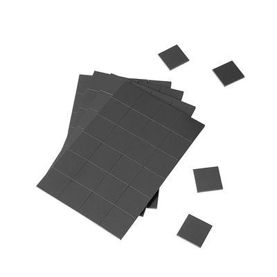 0.1 mm Kleefstofdikte Isotrope flexibele rubber Magnetische vierkanten met kleefstof