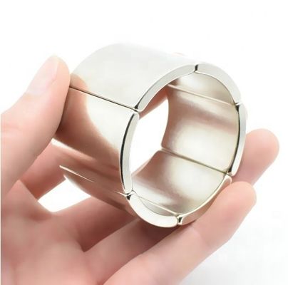 Magneet met een epoxy-neodymiumsegment van klasse 48SH voor een nauwkeurige tolerantie van de motor /-0,05 mm