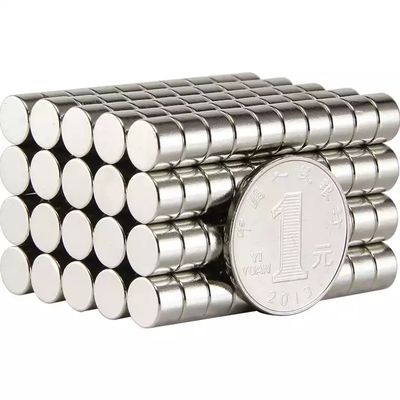 N52 Neodymium Disc Magnet met nikkelcoating met ±3% Tolerantie en aangepaste sterkte