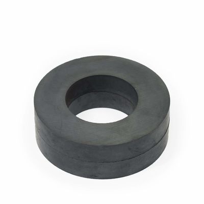 Sterke en duurzame permanente Y30 keramische ferrietringmagneten voor luidsprekersystemen