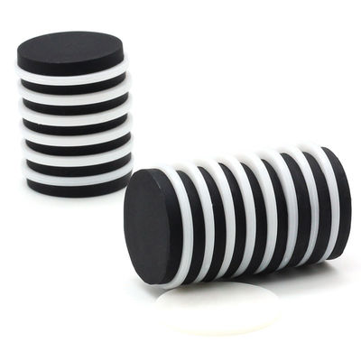 Neodymiummagneten met een waterdichtheid van rond N52 van zwart rubber voor industriële toepassingen