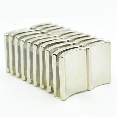 Maximale werktemperatuur 80 graden Celsius Fanvormige sterke sector voor fanvormige alternator