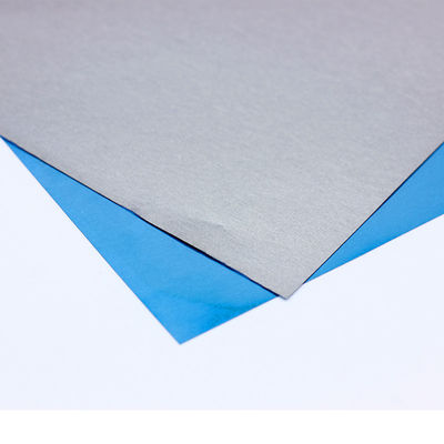 Innovatieve absorberende materiaalplaat voor radiozenders en magnetische stromingsscherming