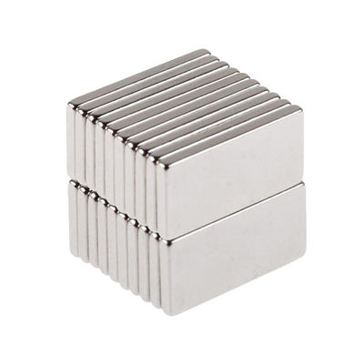 Maximale werktemperatuur 80°C Neodymiummagneet 50x10x5 voor generator Magnetische staafblok
