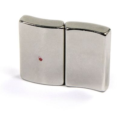 45SH Neodymiummagneet met goede temperatuurstabiliteit en ISO9001 2000-certificering