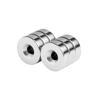Industriële ronde magneetten van neodymium van zeldzame aard met een gat tegen de bodem en een tolerantie van ± 1%