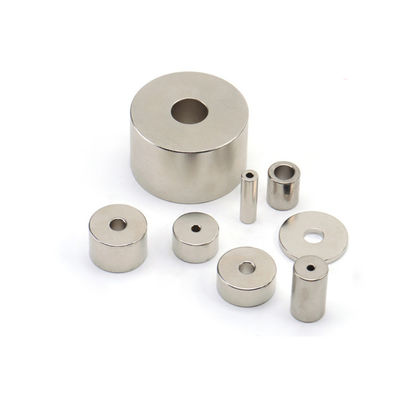 Op maat gemaakte epoxy-gecoate ringmagneet voor snij- en coatingdiensten in anti-roestontwerp