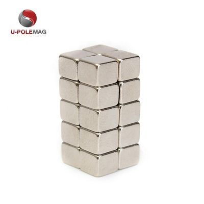 ISO14001 2004 NdFeB-kwaliteit Custom N52 kubusmagneet Zeldzame aard Permanente neodymimagneet