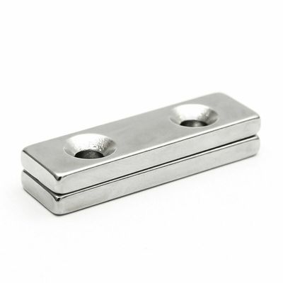10000 Gauss N52SH Sterk blokmagneet met 2 gaten Neodymium NdFeB materiaal